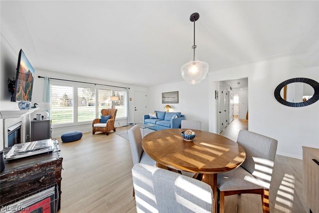 23904 Lake Road, Bay Village, OH 44140