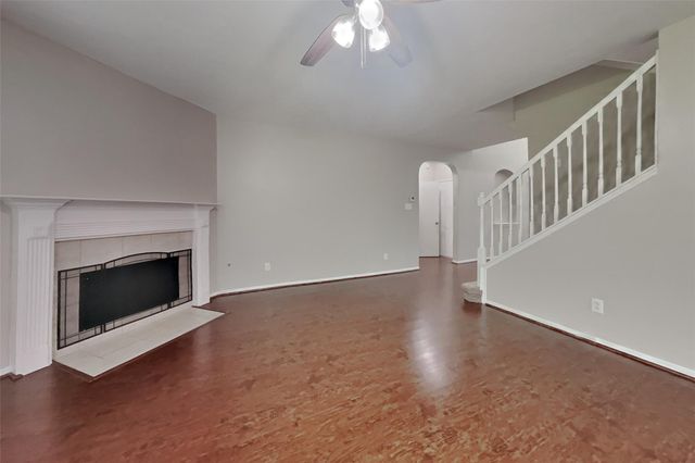 619 Bending Bough Drive, Spring, TX 77388