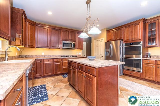 626 Melvins Road, Franconia Twp, PA 18969