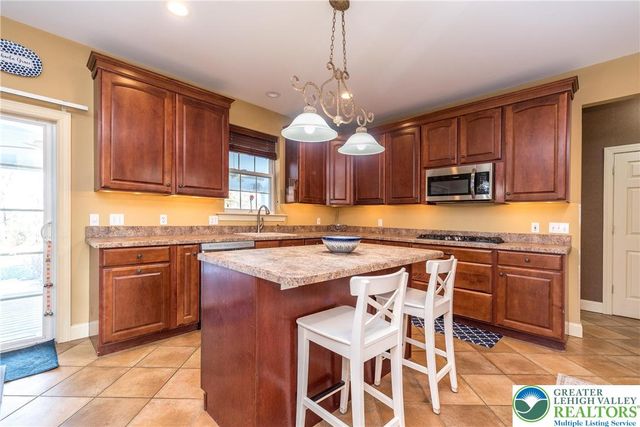 626 Melvins Road, Franconia Twp, PA 18969