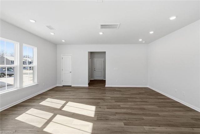 1582 Eckert Lane, Whitsett, NC 27377