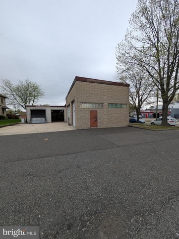 158 S WHITE HORSE PIKE, Audubon, NJ 08106