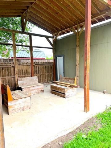 102 Circle DR, Belton, TX 76513