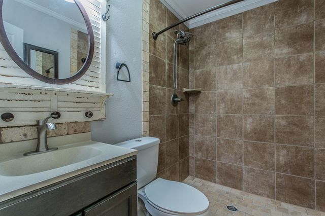 102 Circle DR, Belton, TX 76513