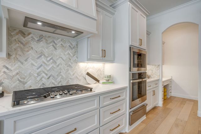 413 Kestrel Court, Aledo, TX 76008