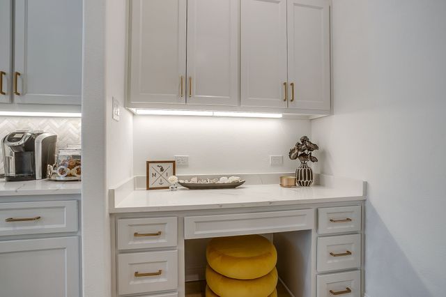 413 Kestrel Court, Aledo, TX 76008