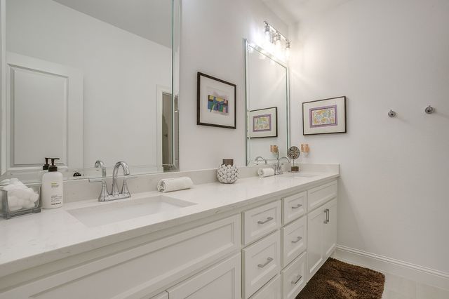 413 Kestrel Court, Aledo, TX 76008