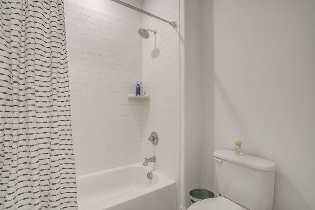 413 Kestrel Court, Aledo, TX 76008