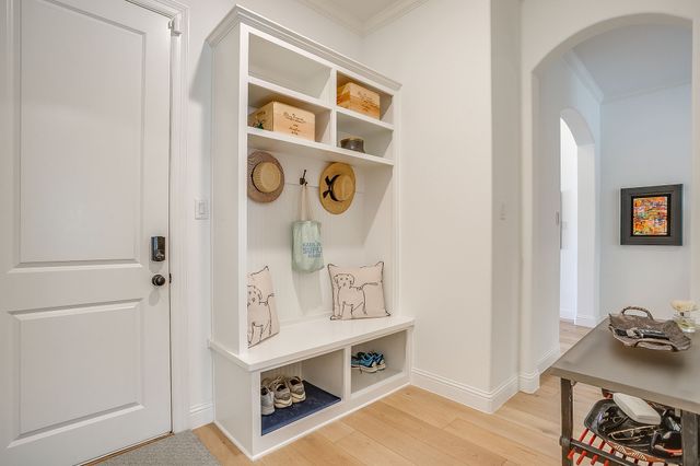 413 Kestrel Court, Aledo, TX 76008