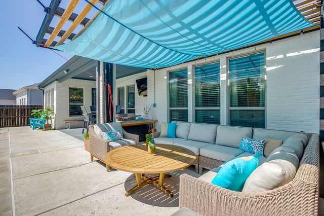 413 Kestrel Court, Aledo, TX 76008