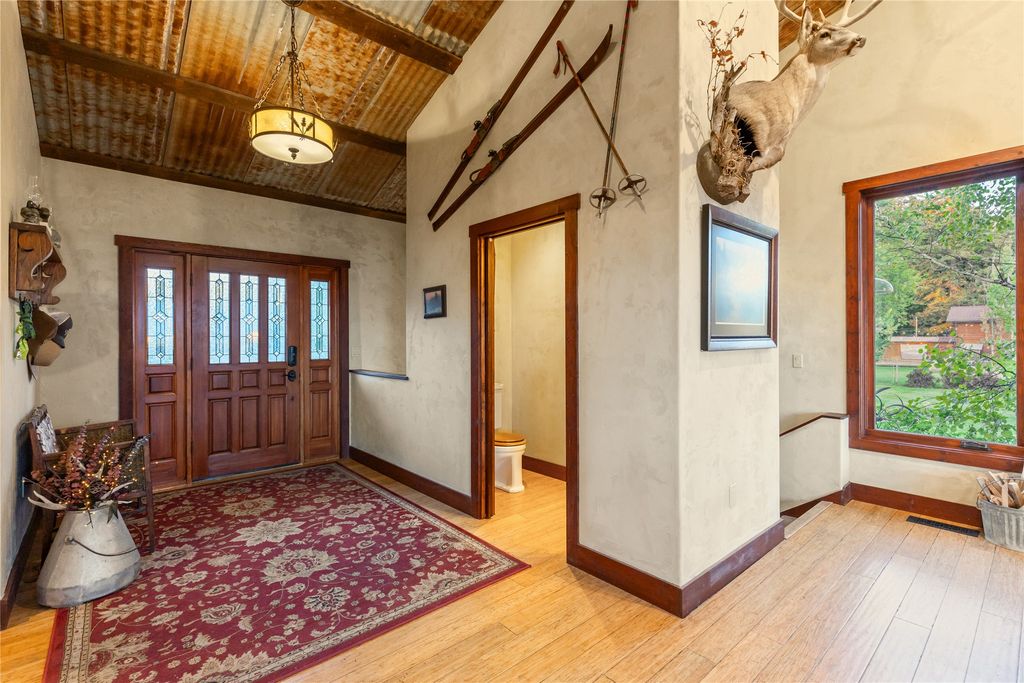 943 Frontage Road, Columbia Falls, MT 59912 photo 10