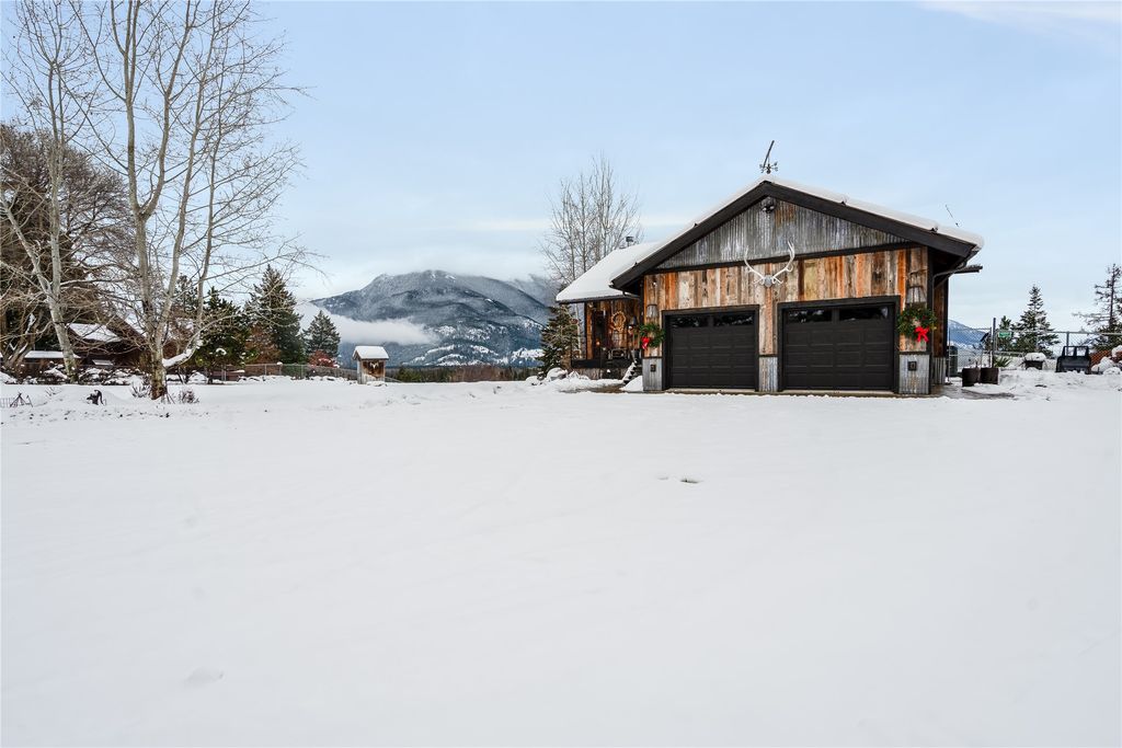 943 Frontage Road, Columbia Falls, MT 59912 photo 104