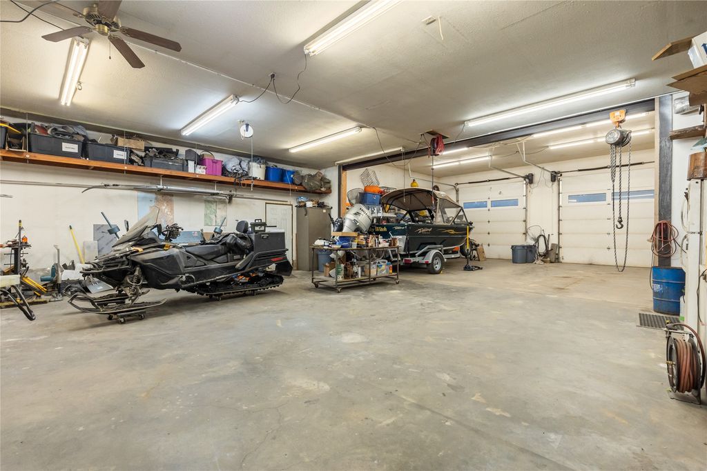 943 Frontage Road, Columbia Falls, MT 59912 photo 112