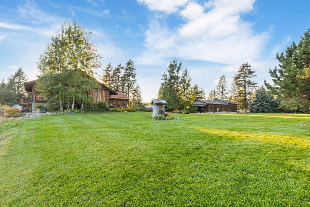 943 Frontage Road, Columbia Falls, MT 59912 photo 118