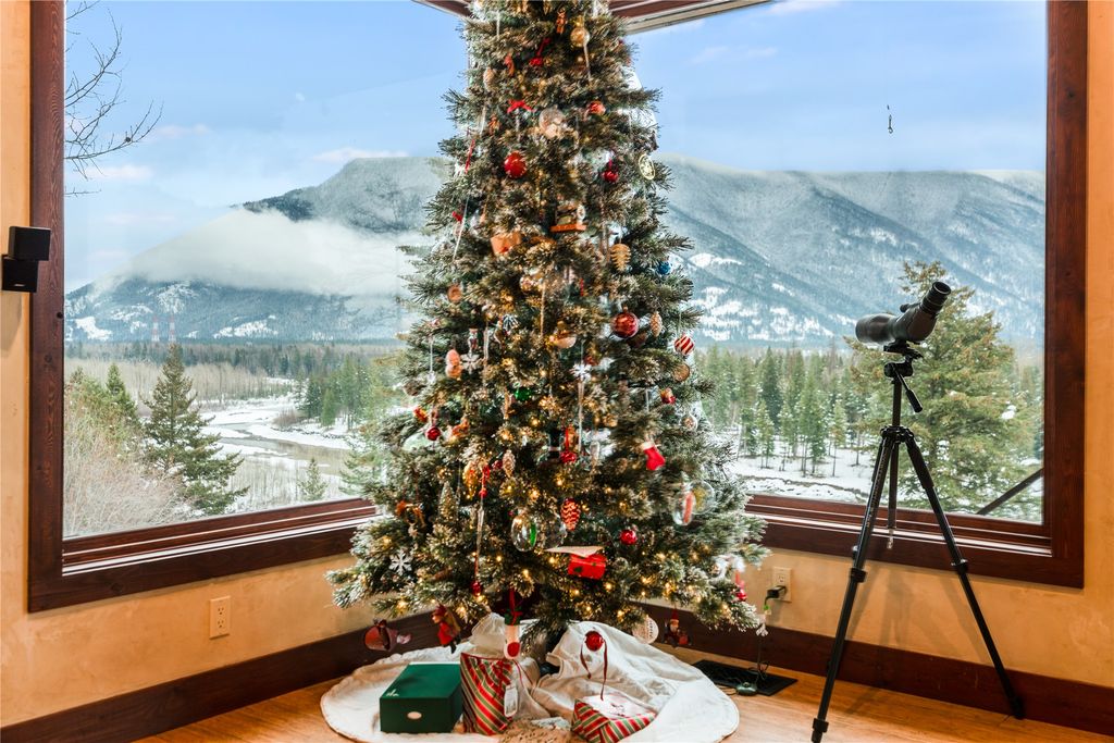 943 Frontage Road, Columbia Falls, MT 59912 photo 12