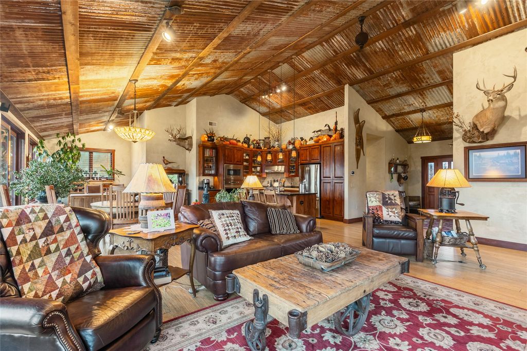 943 Frontage Road, Columbia Falls, MT 59912 photo 14