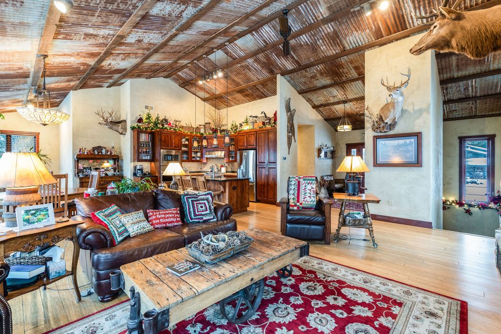 943 Frontage Road, Columbia Falls, MT 59912 photo 16