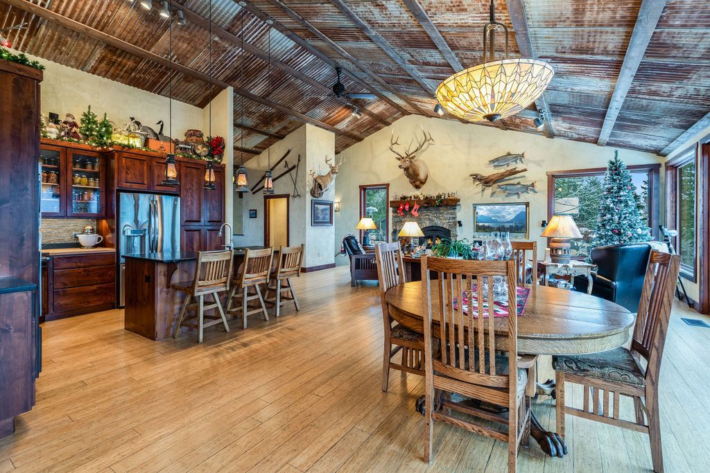 943 Frontage Road, Columbia Falls, MT 59912 photo 26