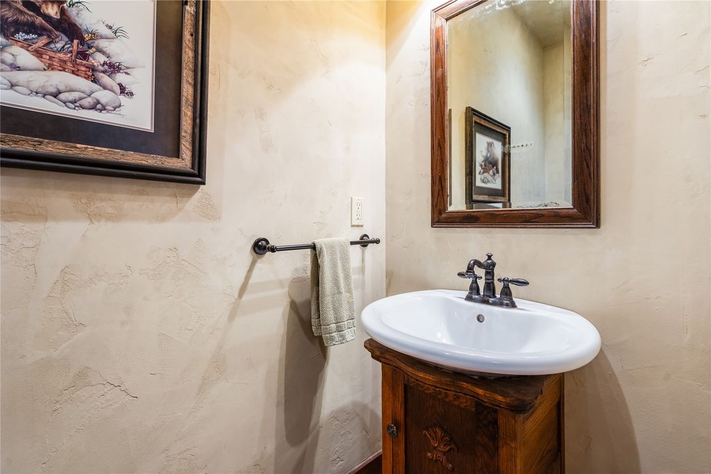 943 Frontage Road, Columbia Falls, MT 59912 photo 48