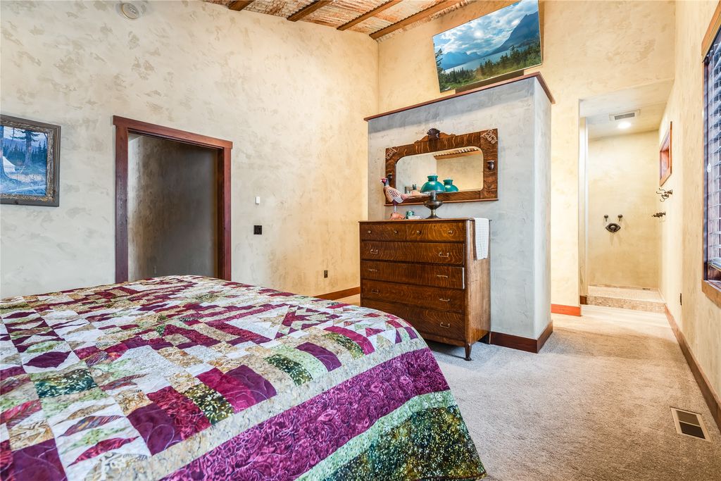 943 Frontage Road, Columbia Falls, MT 59912 photo 52