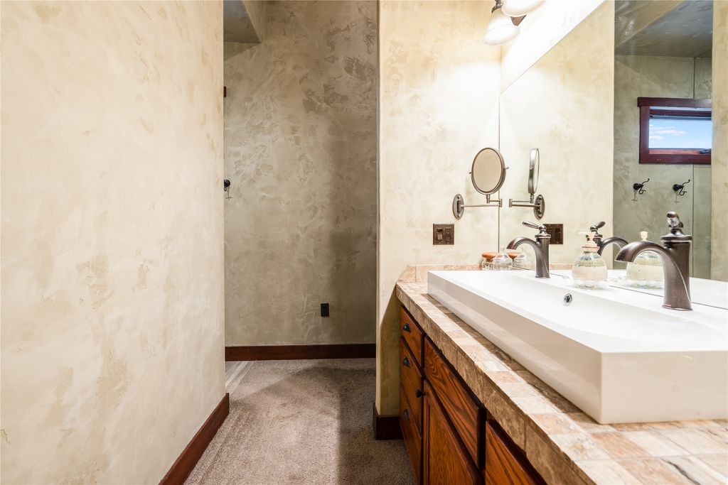 943 Frontage Road, Columbia Falls, MT 59912 photo 58