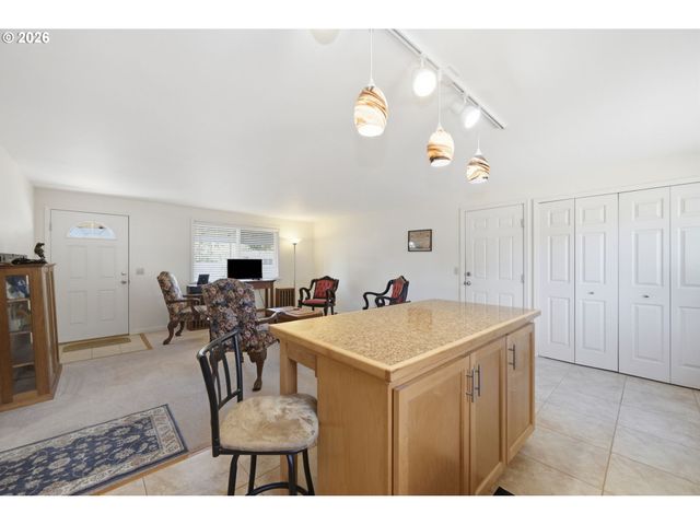 4533 LIBERTY St, Eugene, OR 97402