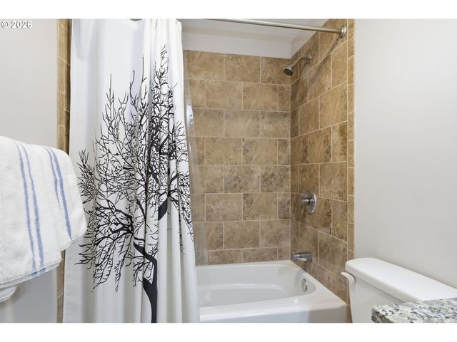 4533 LIBERTY St, Eugene, OR 97402