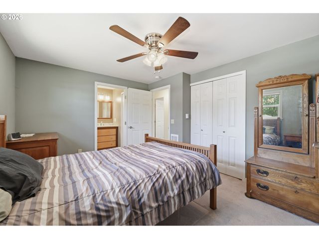 4533 LIBERTY St, Eugene, OR 97402