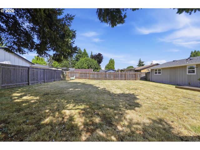 4533 LIBERTY St, Eugene, OR 97402