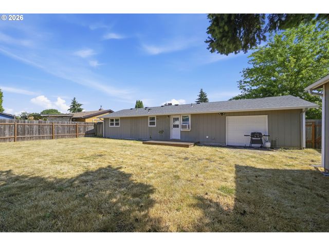 4533 LIBERTY St, Eugene, OR 97402
