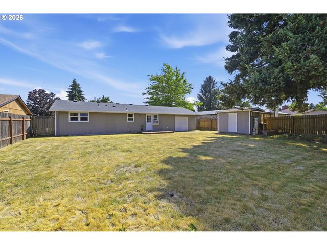 4533 LIBERTY St, Eugene, OR 97402