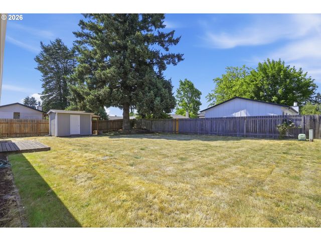 4533 LIBERTY St, Eugene, OR 97402
