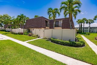 7719 77th Way, West Palm Beach, FL 33407