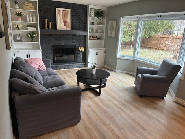 15800 Valley View Road, Eden Prairie, MN 55344