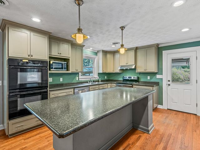 4001 W W Kelley Road, Tallahassee, FL 32311