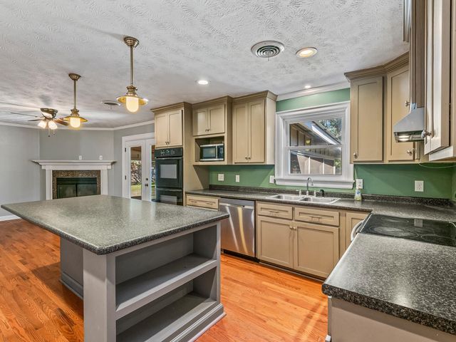 4001 W W Kelley Road, Tallahassee, FL 32311