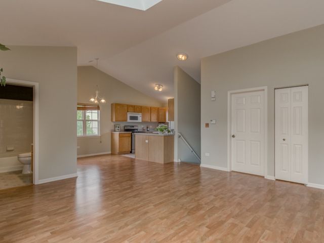 2607 Sheehan Court 201, Naperville, IL 60564