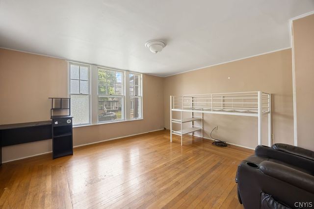 1016 Lancaster Avenue 18, Syracuse, NY 13210