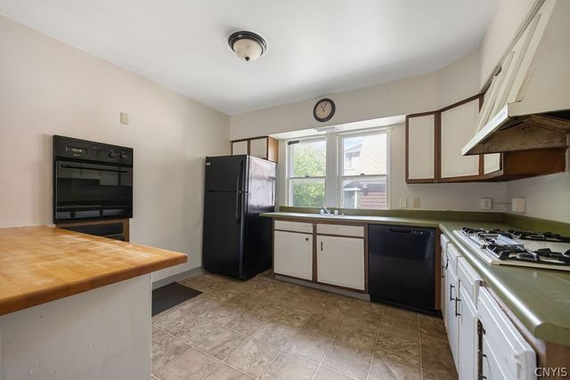 1016 Lancaster Avenue 18, Syracuse, NY 13210