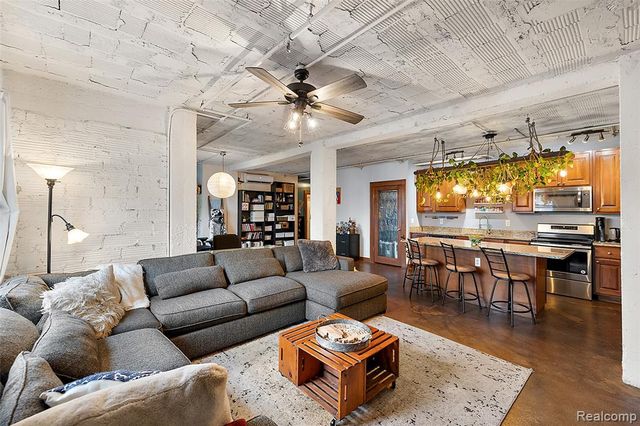 78 Watson Street, Detroit, MI 48201