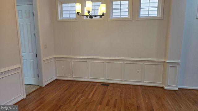 8320 MIDDLE RUDDINGS DR, Lorton, VA 22079