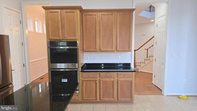 8320 MIDDLE RUDDINGS DR, Lorton, VA 22079