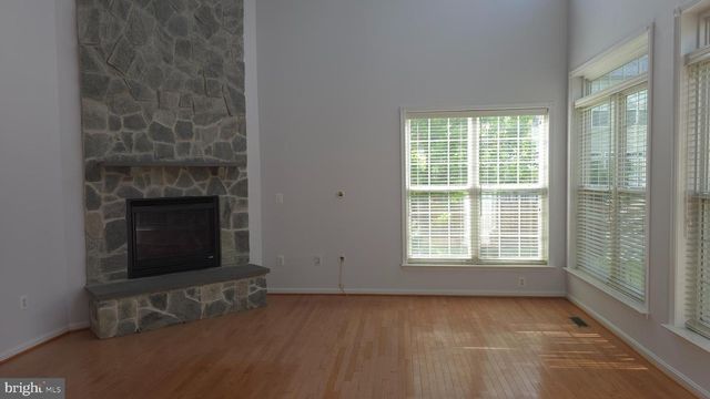 8320 MIDDLE RUDDINGS DR, Lorton, VA 22079