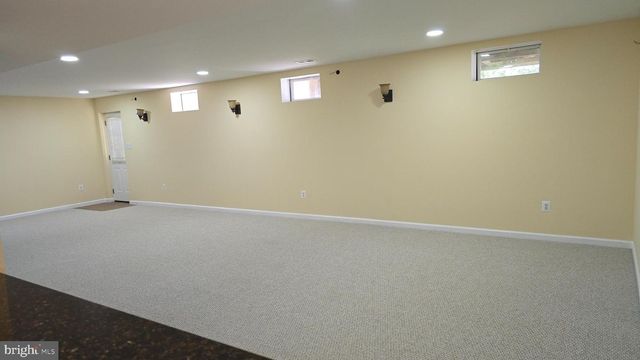8320 MIDDLE RUDDINGS DR, Lorton, VA 22079