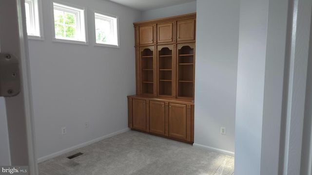 8320 MIDDLE RUDDINGS DR, Lorton, VA 22079