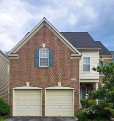 8320 MIDDLE RUDDINGS DR, Lorton, VA 22079