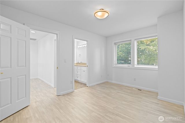 5217 W 76th Ave Court, University Place, WA 98467