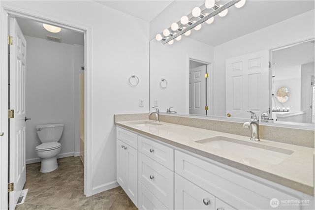 5217 W 76th Ave Court, University Place, WA 98467