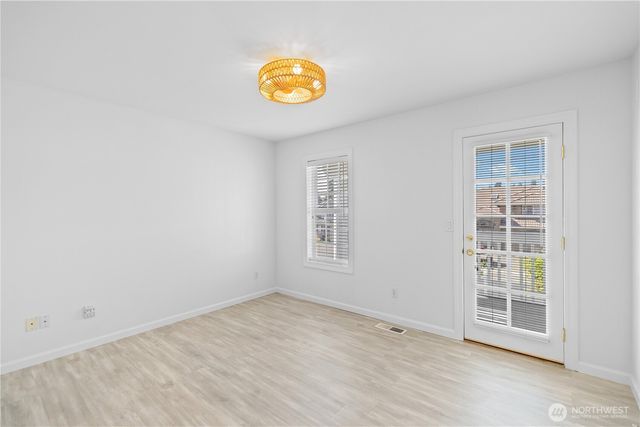 5217 W 76th Ave Court, University Place, WA 98467