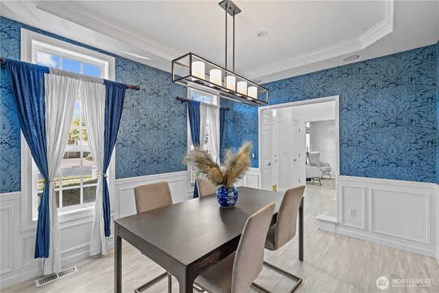 5217 W 76th Ave Court, University Place, WA 98467